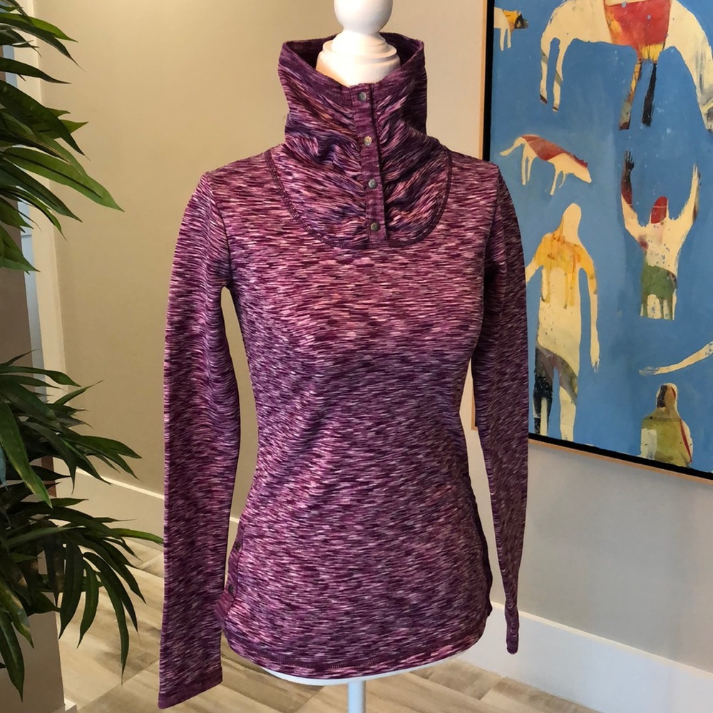 Athleta coastal space dye pullover fleece lined mock neck snaps.